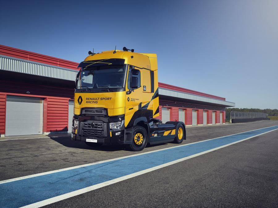  Renault T 520 Renault Sport Racing 2018 года  (фото 12 из 15)